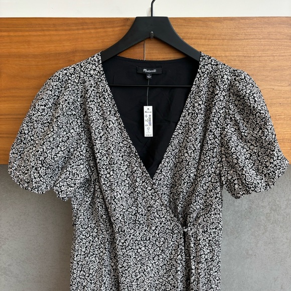 NWT Madewell Challis Wrap Mini Dress in Tudor Floral, Size 4 - Picture 9 of 16